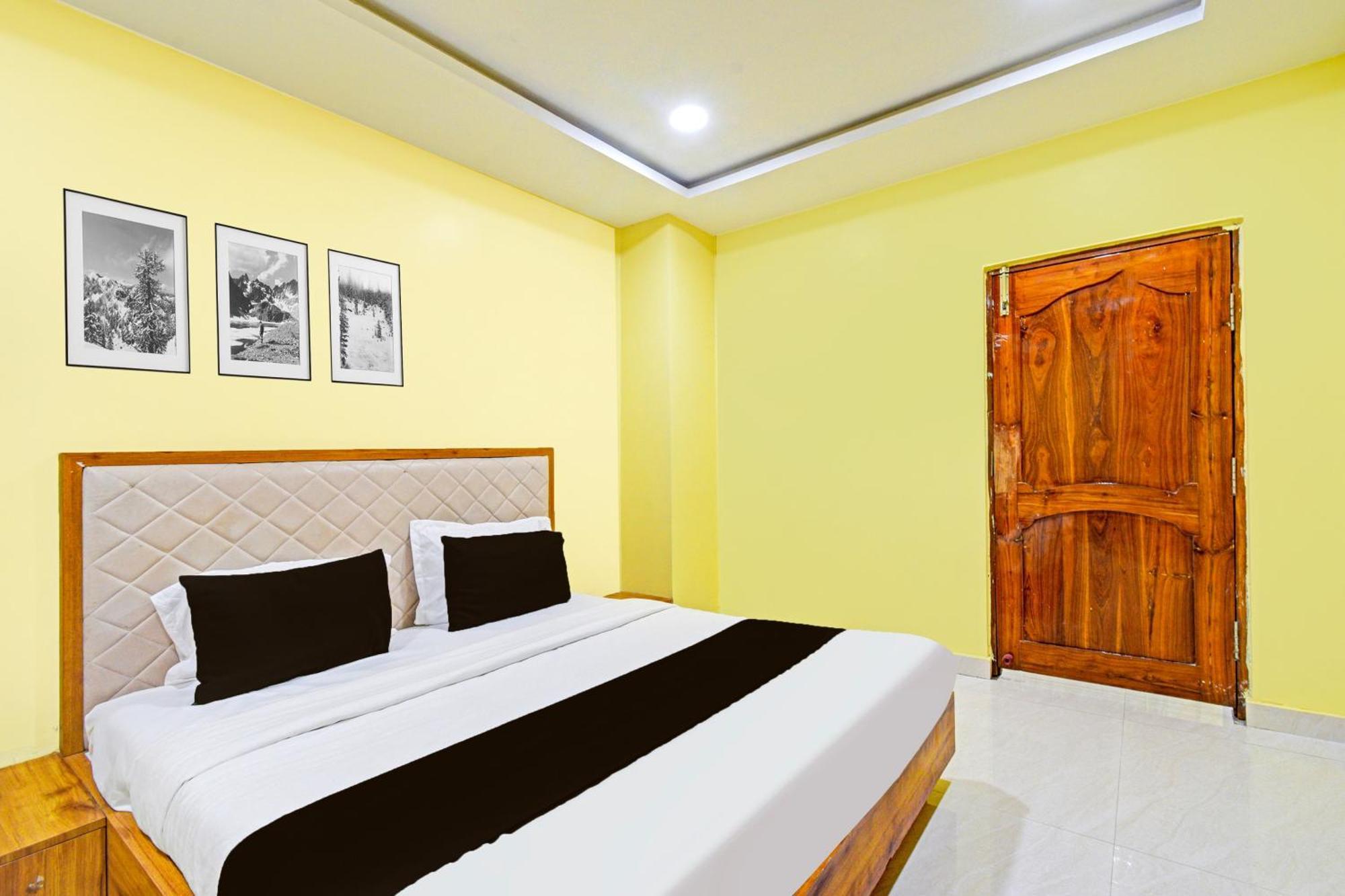 Super Townhouse Mancherial Mancherāl Zewnętrze zdjęcie